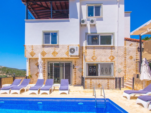  gece  -  Kasım
  | Kalkan'da Büyük Aile Villası: 18 Kişilik, Manzaralı, Geniş Havuz